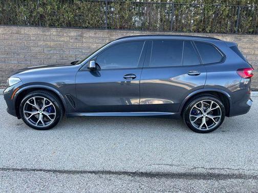 2021 BMW X5 M50i