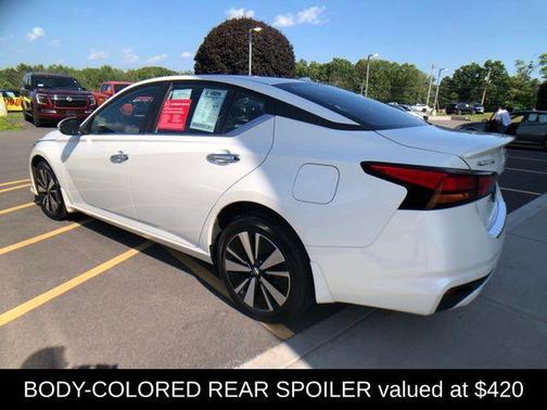 2022 Nissan Altima 2.5 SV