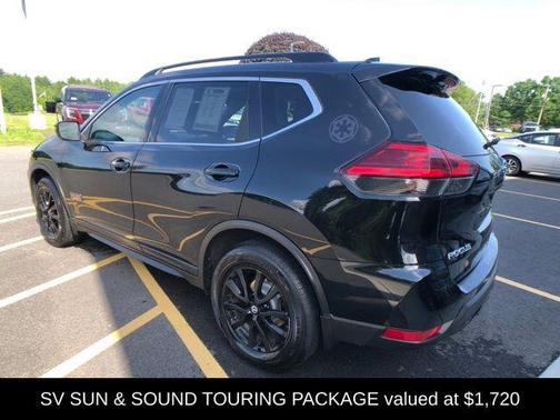 2017 Nissan Rogue SV