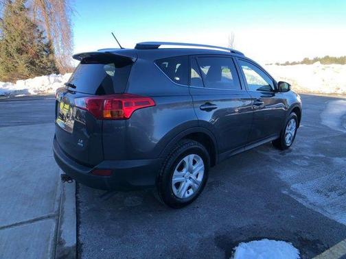 2013 Toyota RAV4 LE