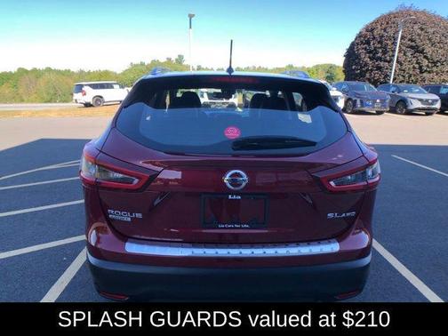 2022 Nissan Rogue Sport SL