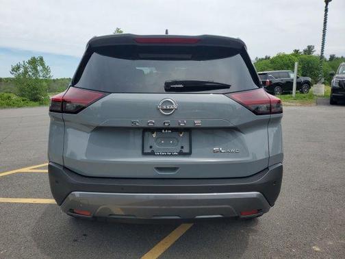 Boulder Gray Pearl 2023 Nissan Rogue SL