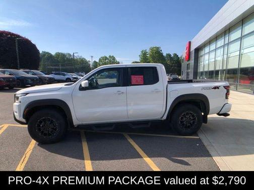 Glacier White 2023 Nissan Frontier PRO-4X