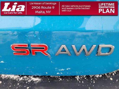 Arctic Ice Blue Metallic/Super Black 2026 Nissan Kicks SR