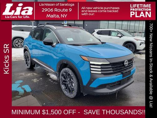 Arctic Ice Blue Metallic/Super Black 2026 Nissan Kicks SR