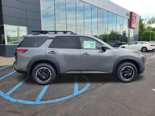 Gun Metallic 2026 Nissan Pathfinder Rock Creek