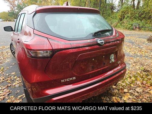 2023 Nissan Kicks SV