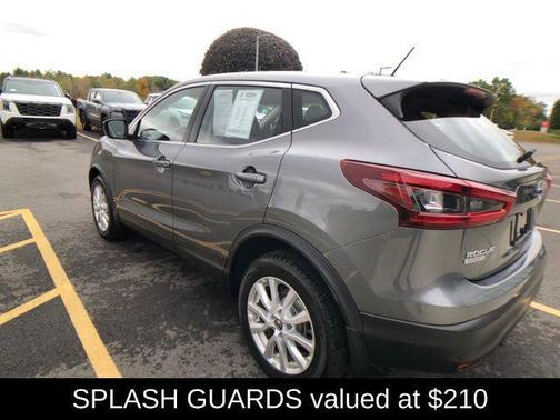 2022 Nissan Rogue Sport S