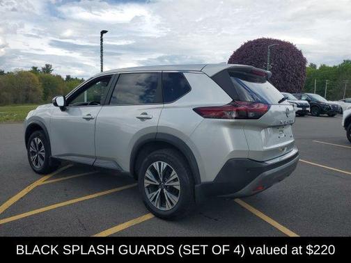 Brilliant Silver Metallic 2023 Nissan Rogue SV