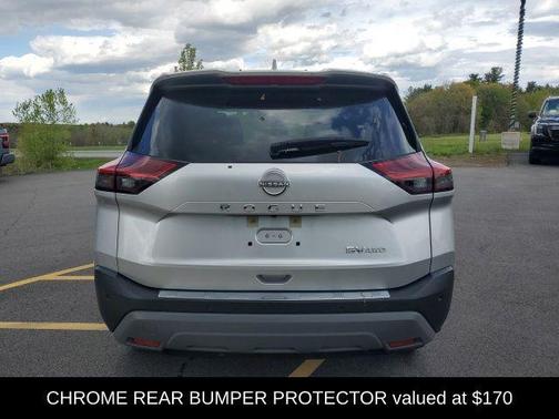 Brilliant Silver Metallic 2023 Nissan Rogue SV