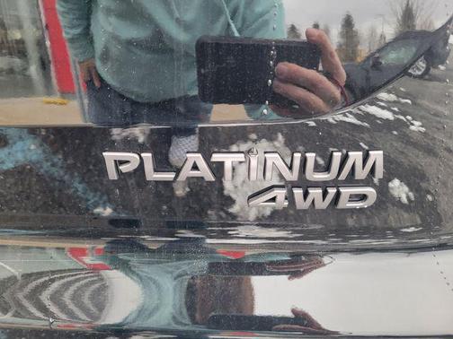 2026 Nissan Pathfinder Platinum