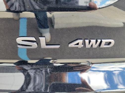 Super Black 2026 Nissan Pathfinder SL