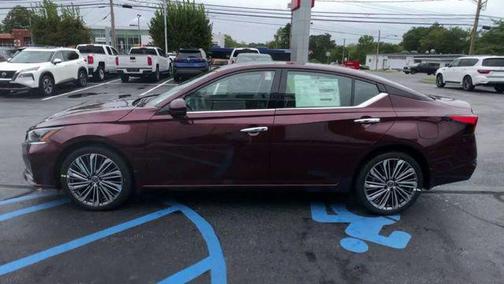 2025 Nissan Altima SL AWD