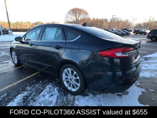 2020 Ford Fusion SE