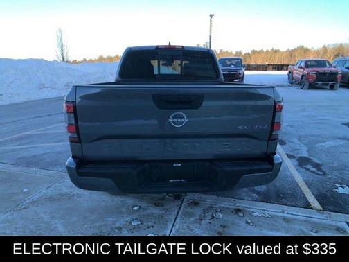 2022 Nissan Frontier SV