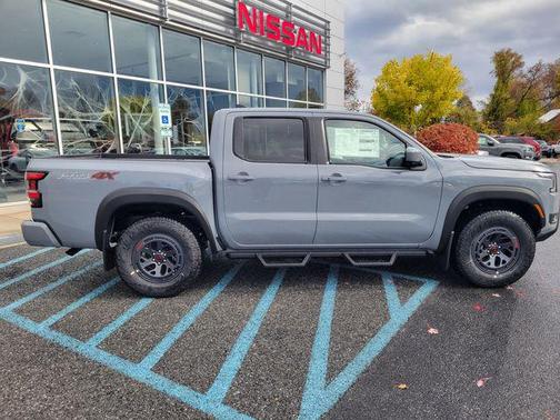 Boulder Gray Pearl 2026 Nissan Frontier PRO-4X