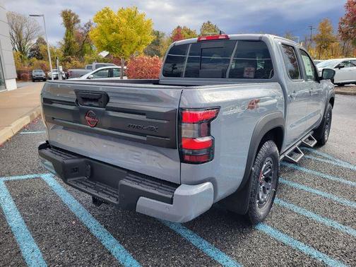 Boulder Gray Pearl 2026 Nissan Frontier PRO-4X