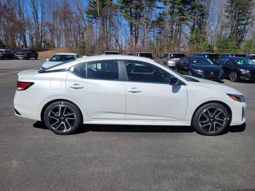 2025 Nissan Sentra SR