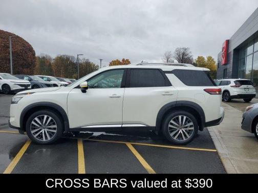 2022 Nissan Pathfinder Platinum 4WD