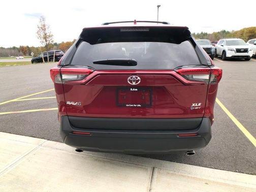 2025 Toyota RAV4 Hybrid XLE