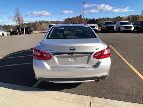 2017 Nissan Altima 2.5 SV