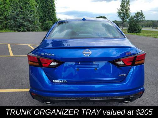 2025 Nissan Altima SR AWD