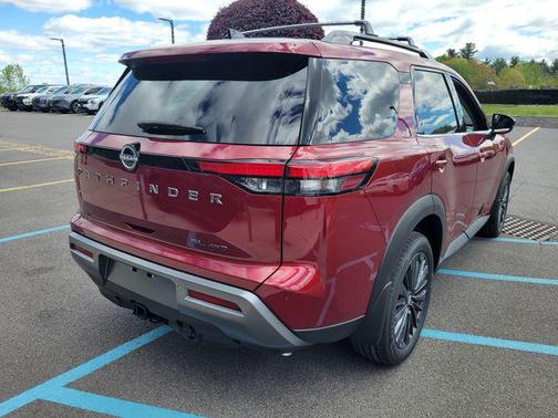 Scarlet Ember Tintcoat 2026 Nissan Pathfinder SL