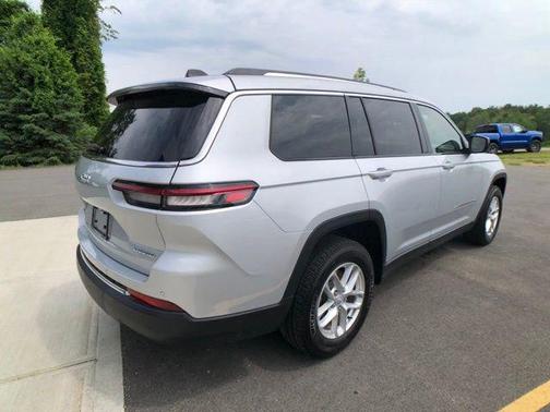 2021 Jeep Grand Cherokee L Laredo