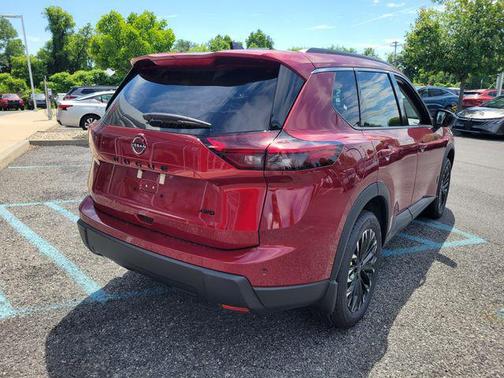 Scarlet Ember Tintcoat 2026 Nissan Rogue Dark Armor