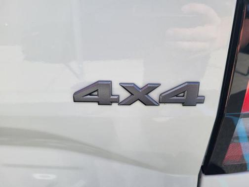 Glacier White 2026 Nissan Frontier S
