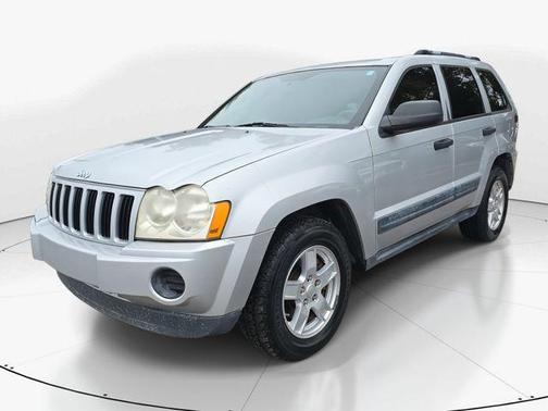 2005 Jeep Grand Cherokee Laredo