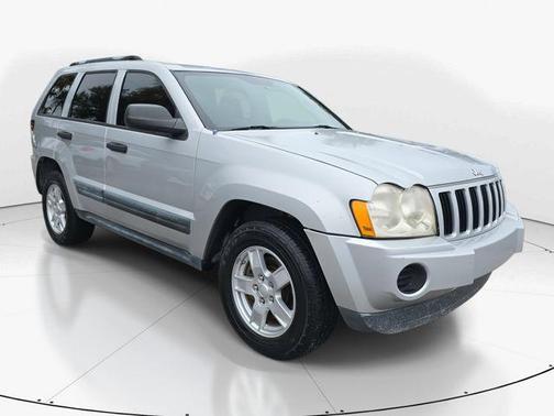 2005 Jeep Grand Cherokee Laredo
