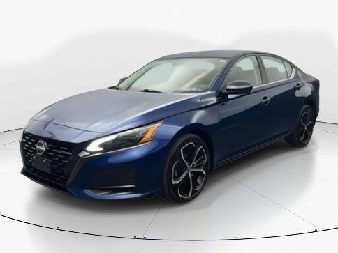2023 Nissan Altima SR Intelligent AWD