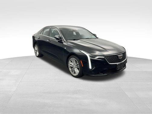 2023 Cadillac CT4 Premium Luxury