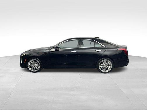 2023 Cadillac CT4 Premium Luxury