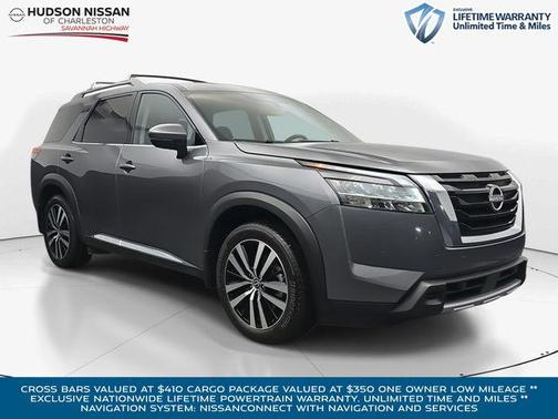 2024 Nissan Pathfinder Platinum FWD