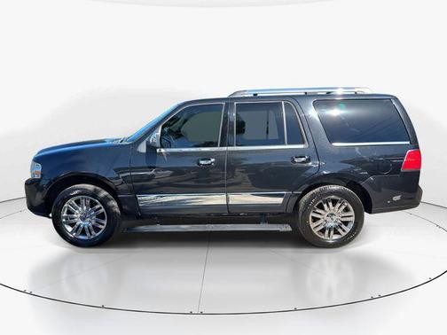 2010 Lincoln Navigator Base