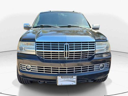 2010 Lincoln Navigator Base