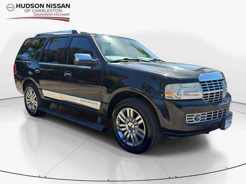 2010 Lincoln Navigator Base