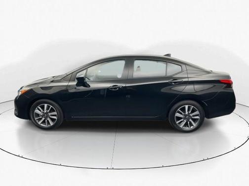 2023 Nissan Versa 1.6 SV
