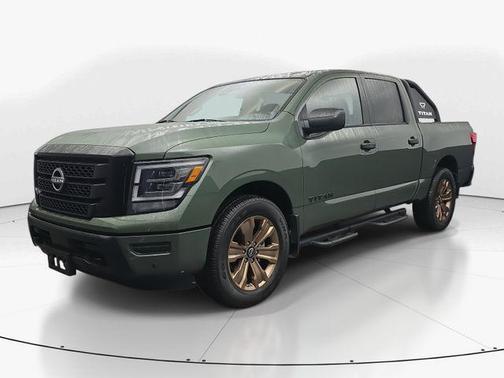 2024 Nissan Titan SV