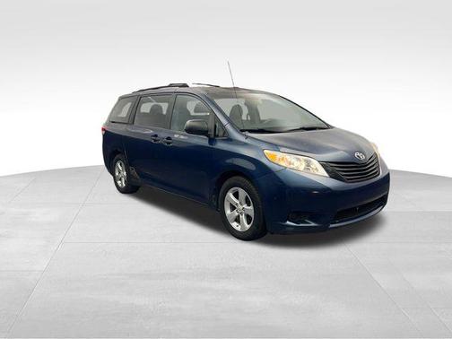 2011 Toyota Sienna Base