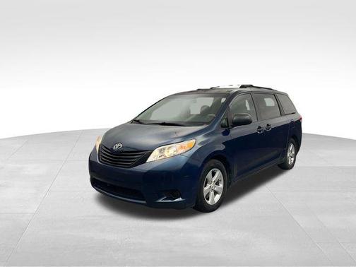 2011 Toyota Sienna Base