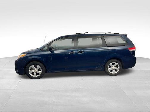 2011 Toyota Sienna Base