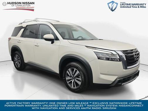 2024 Nissan Pathfinder SL 4WD