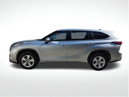 2022 Toyota Highlander L