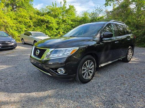 2016 Nissan Pathfinder SV