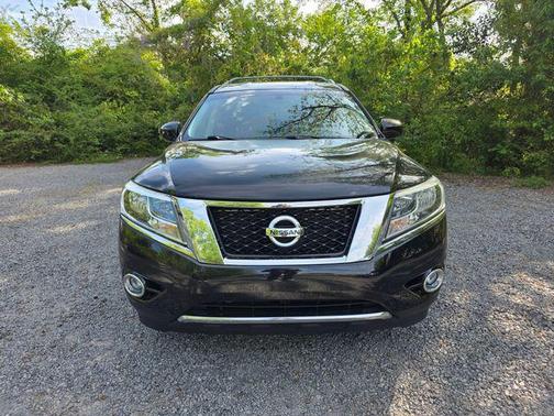 2016 Nissan Pathfinder SV