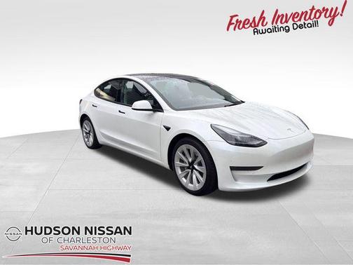 2022 Tesla Model 3 Standard Range