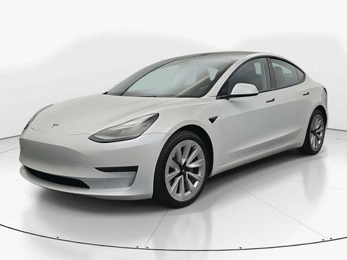 2022 Tesla Model 3 Standard Range